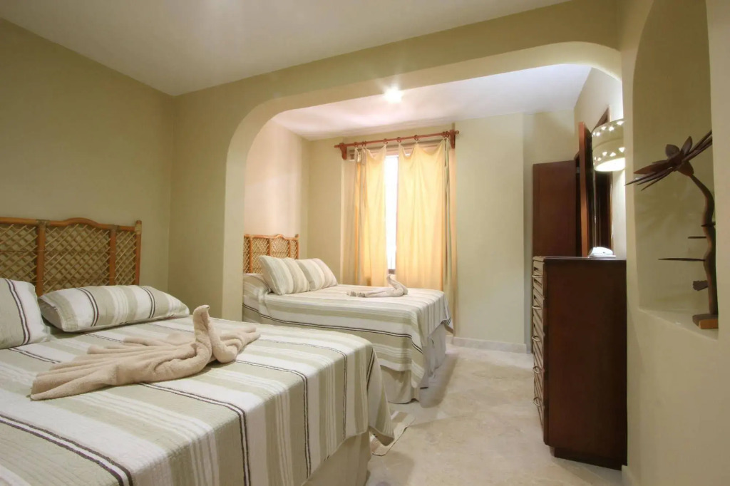 Plaza Marina Condos by Rentals Your Way
