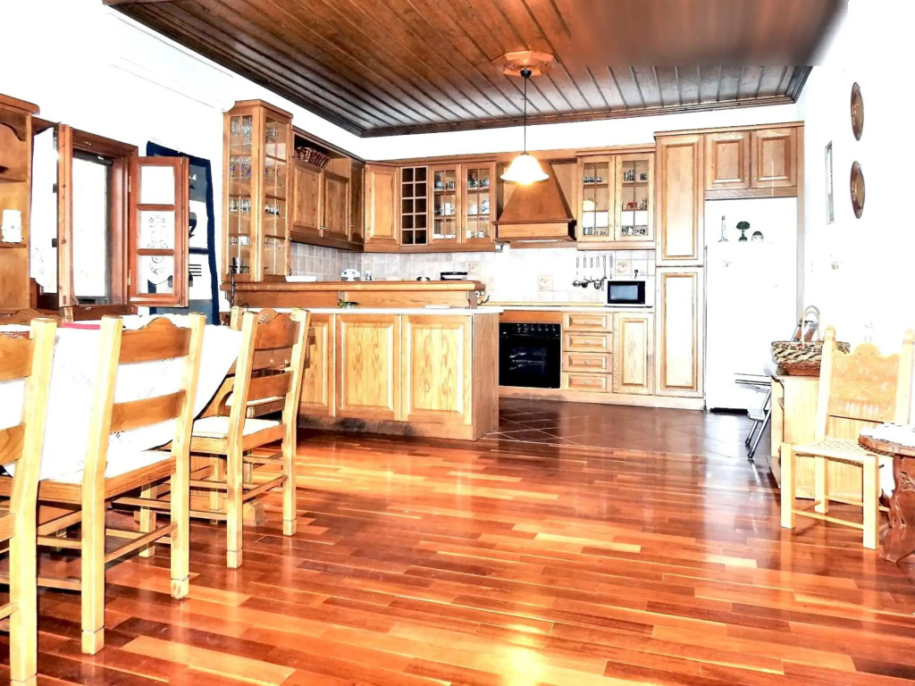 4 bedrooms house with sea view furnished terrace and wifi at Volos 6 km away from the beach