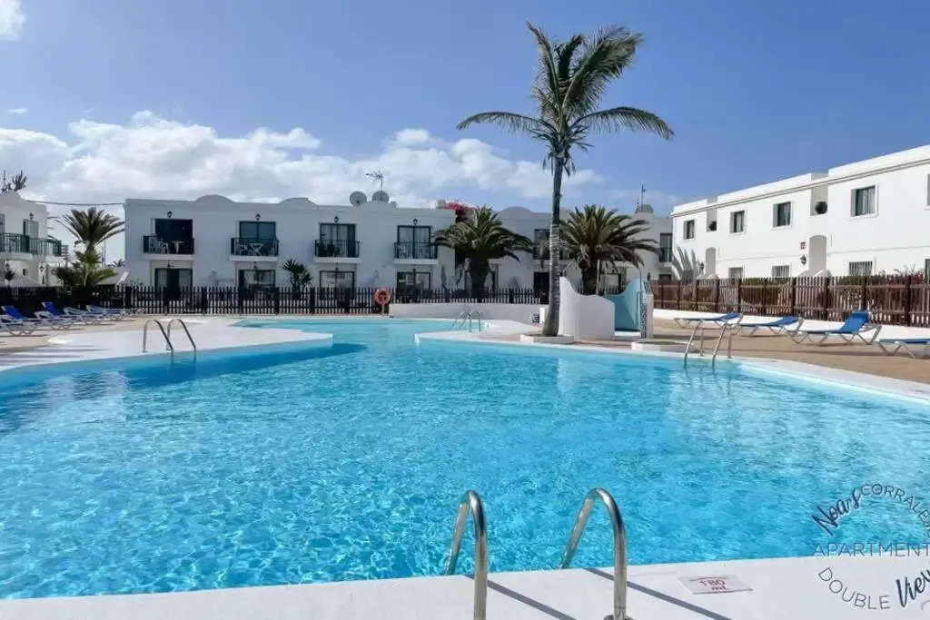 Sunny Noa's apartment double pool view- wifi fibra