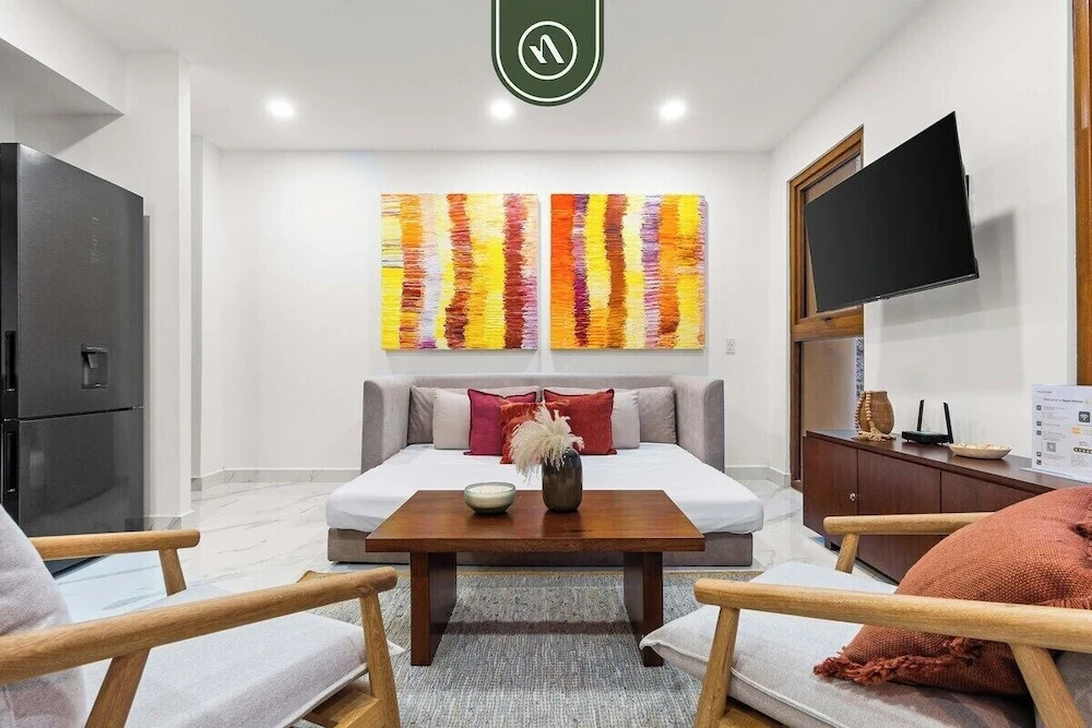 New 1 BR Condo - Rooftop Pool - Romantic Zone