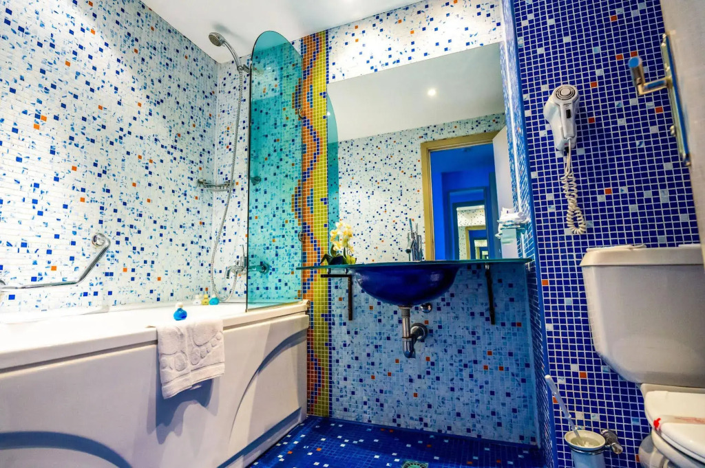 Aqua Hotel