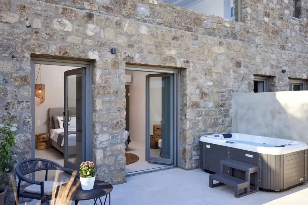 6 Bedroom Villa Azzuro in Mykonos - BLG 69222
