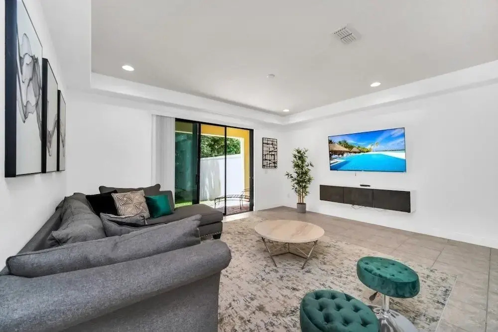 Tropical Escape 3 Bed Home In Beautiful Resort 3 Bedroom Condo
