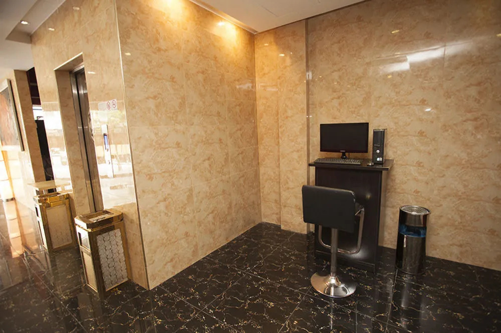 Aira Hotel