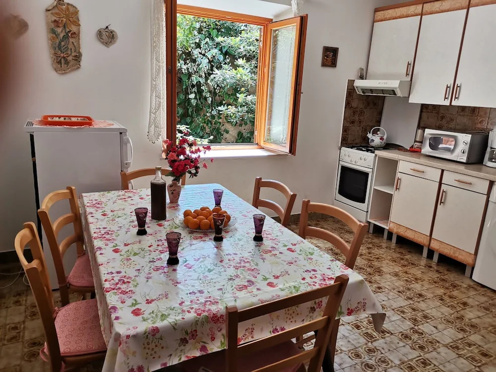Beach Front Villa a Stone Throw Away From the sea