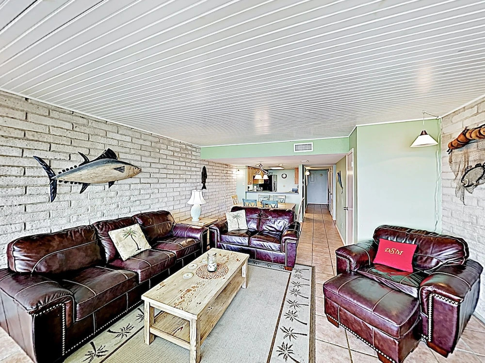 New Listing! Coastal-chic - Pool & Balconies 3 Bedroom Condo