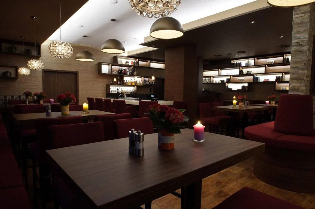 Hotel Peterhof - REOPENING November 2026