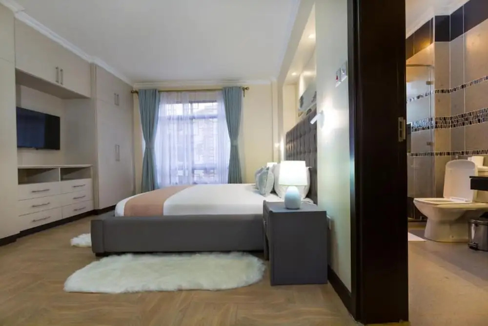 Lancaster Luxury Suites by Edmor Suites