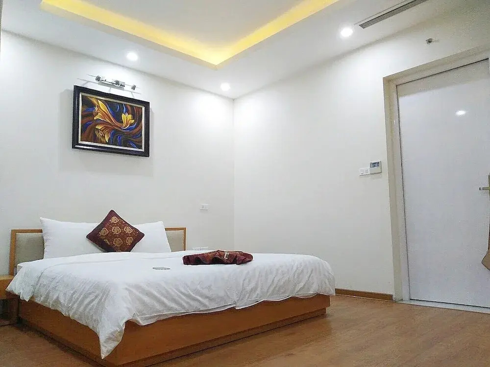 OYO 1157 Tram Anh Hotel
