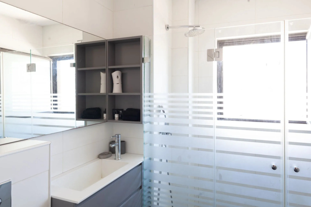 Apartment Ivoire, 3BR, Tel Aviv, Kerem, Daniel St, #TL5