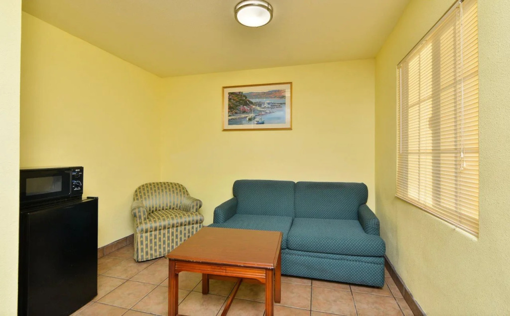 Value Inn & Suites