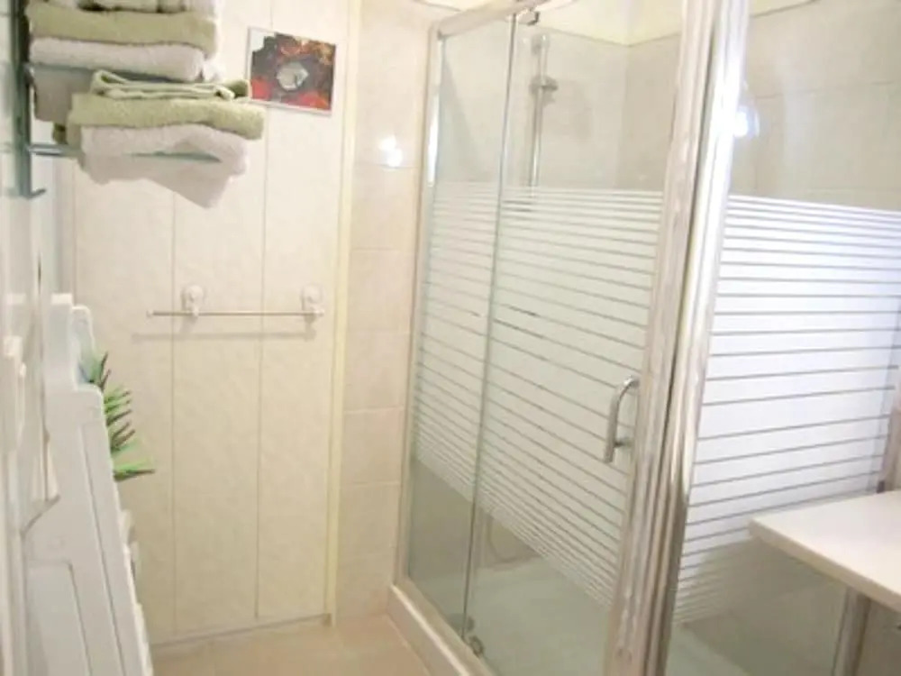 Bungalow With 2 Bedrooms in Bouillante, With Wonderful sea View, Furnished Garden and Wifi - 100 m From the Beach
