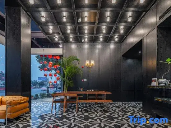 Yueyou Holiday S Hotel (Jiefang Road Riverside Park)