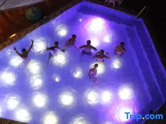 partylandia hostel