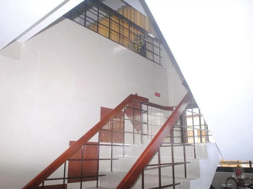Royal Crest Hotel Restaurant and Sports Centrum