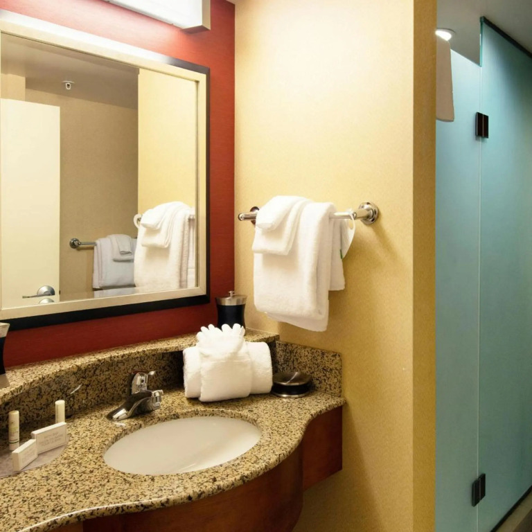 Courtyard by Marriott Canton