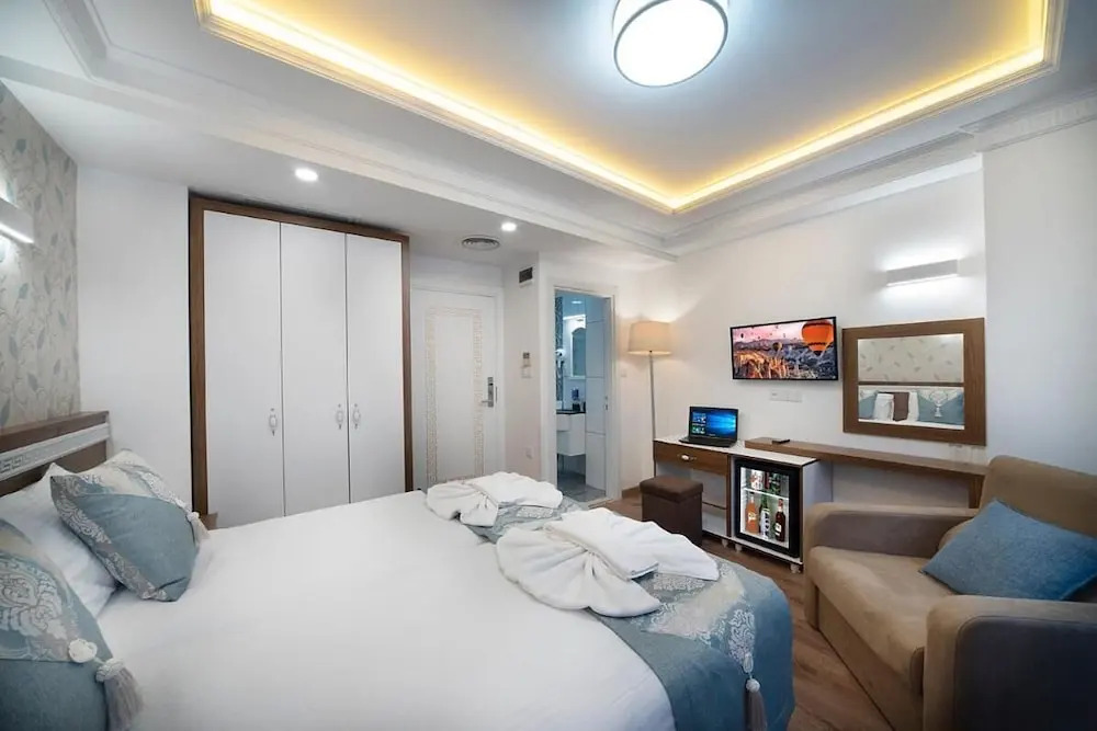 Lika Hotel - Standard Double or Twin Room in Istanbul