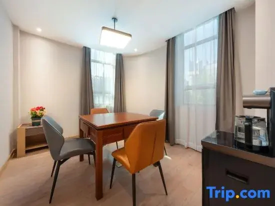 Magnotel Hotel (Zibo Yinzuo Plaza West Sixth Road)