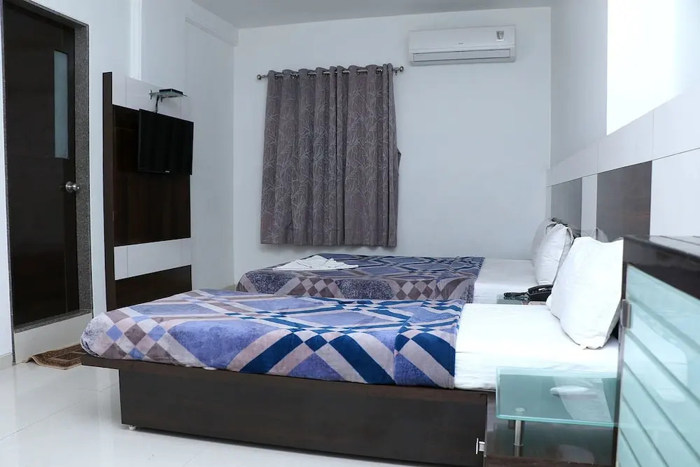 Hotel Satkar