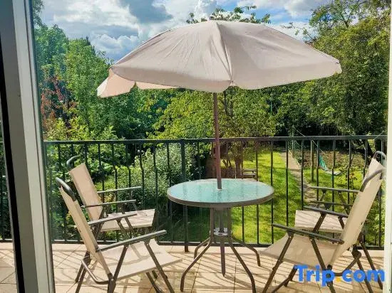 Villepinte Expo & Disneyland Paris 5BR Villa - Near Paris Nord, Airport