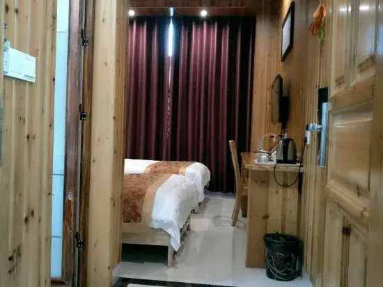 Huangguan Hotel
