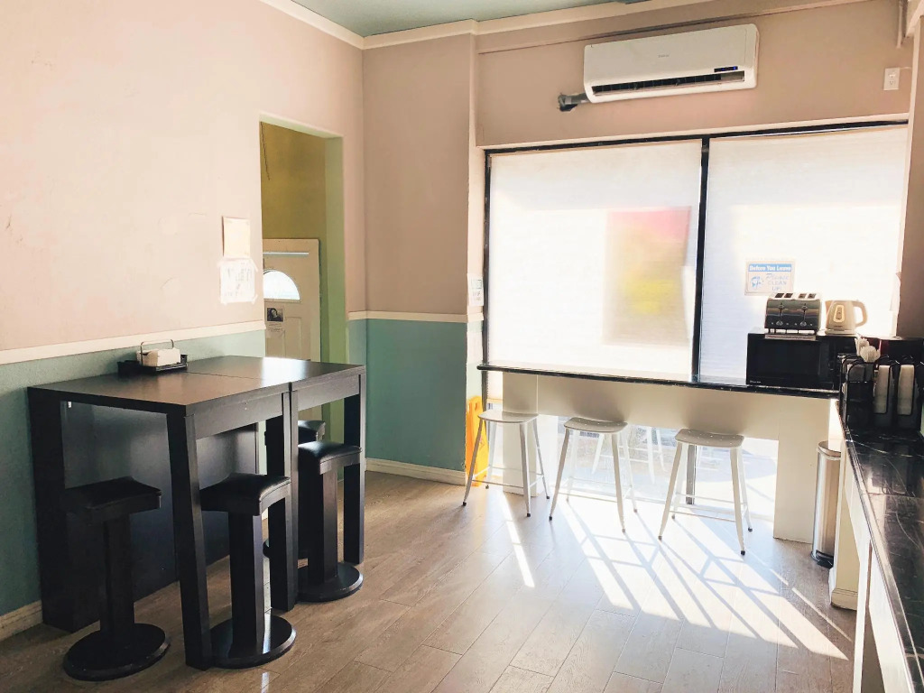 Melrose Hostel
