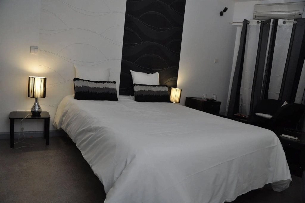 Hotel M