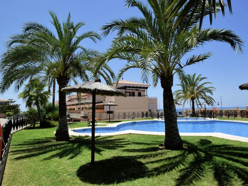 Relaxing Apartment in Almayate With Roof Terrace
