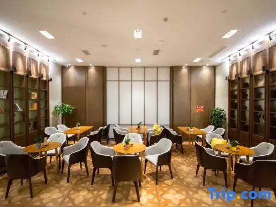 Luzhou Shengjing Hotel (Wixanhui)