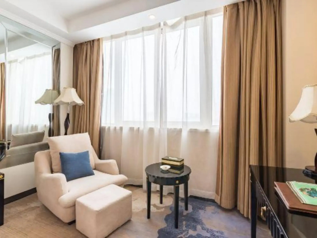 Zhonghao Fenghuang International Hotel