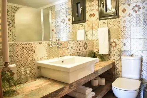 Aurelia Home