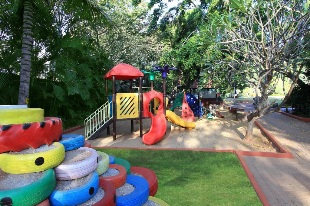 Silent Shores Resort & Spa