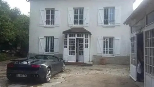 Studio au charme authentique