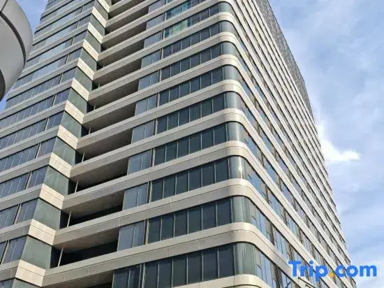 Rujia Huayi Selected Hotel (Jinan West Market Branch)