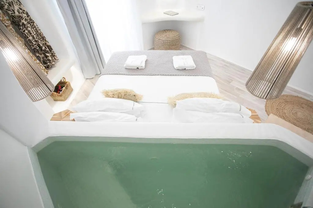Majestique of Naxos luxury suites