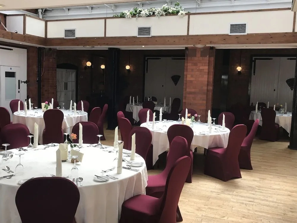 The Carre Arms Hotel