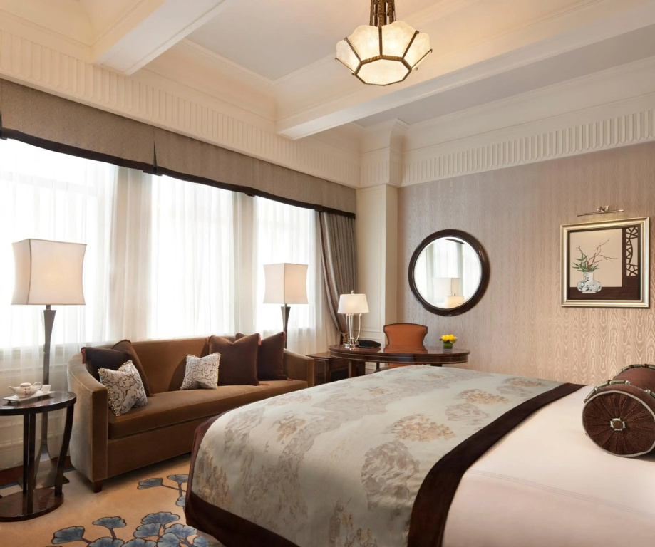 Fairmont Peace Hotel on the Bund