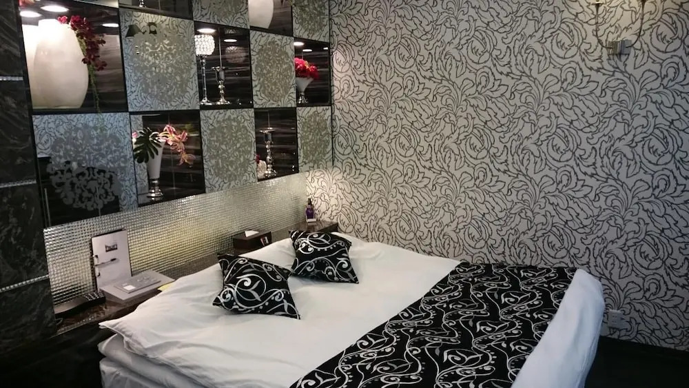 Hotel S-CUBE