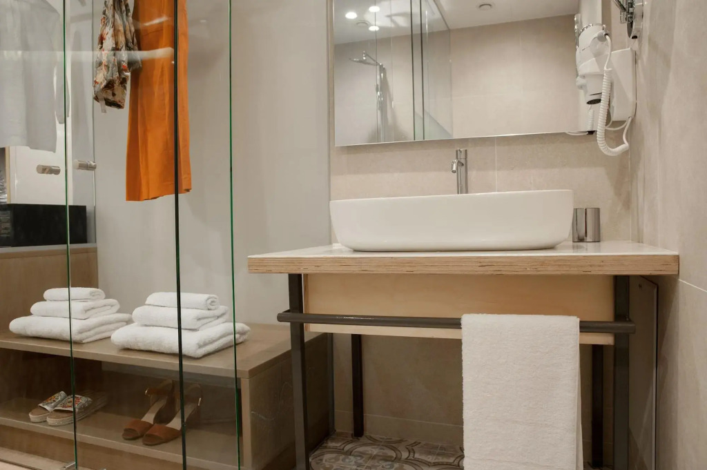 Seasabelle Hotel near Athens Airport