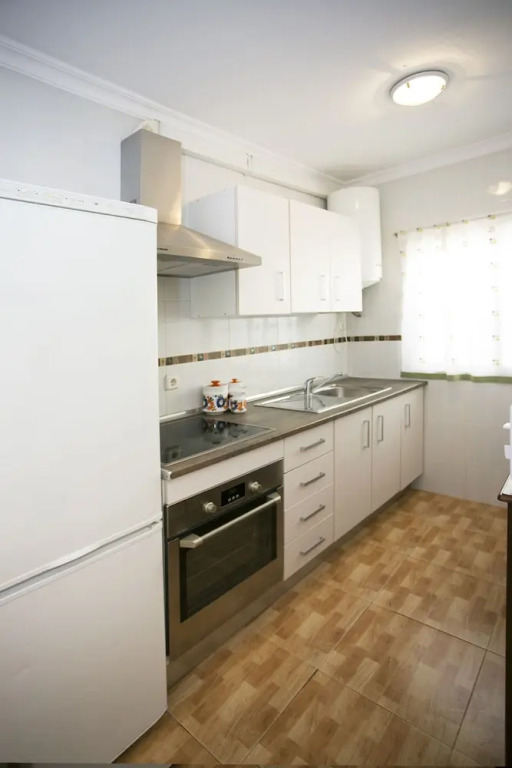 Center & White Town Apartment