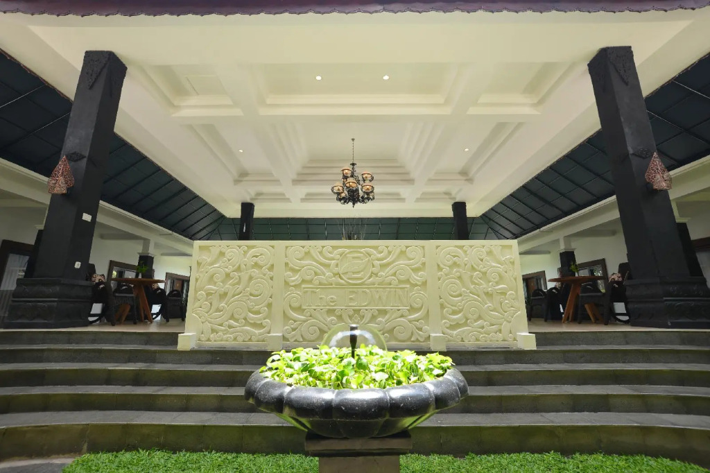 OYO 611 The Edwin Syariah