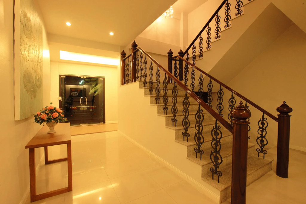 Wungnoy Hotel