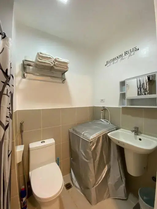 Cozy 1 BR Apartment At South Residences Tower 2