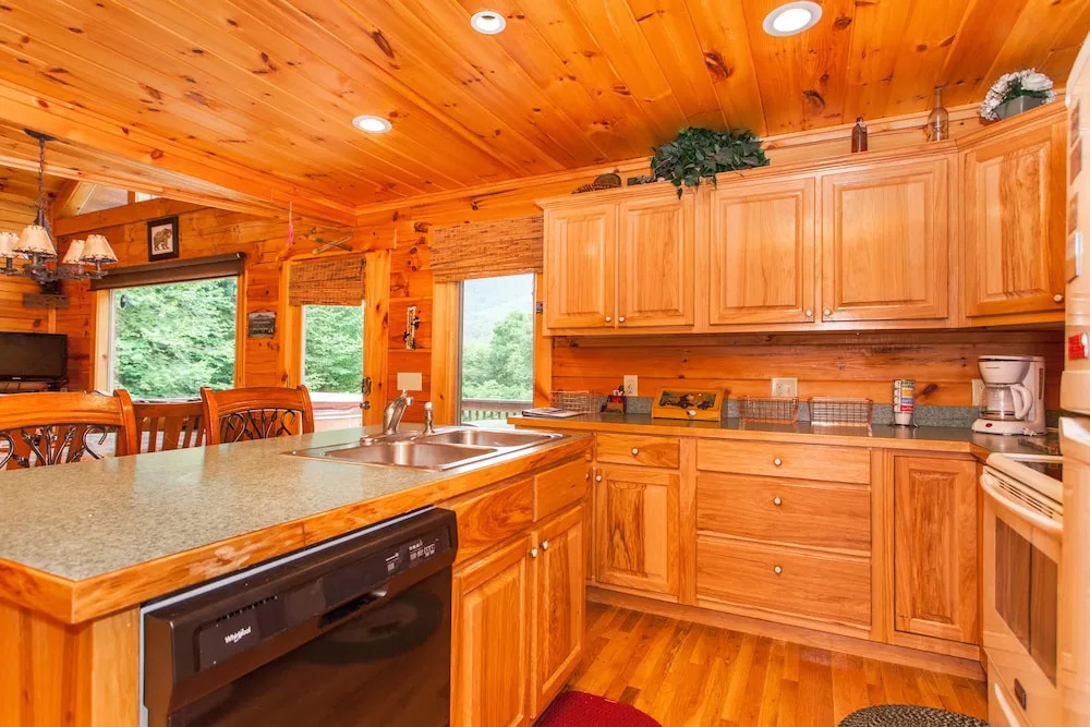 91 Copper Spur Road Home 3 Bedrooms 2 Bathrooms Home