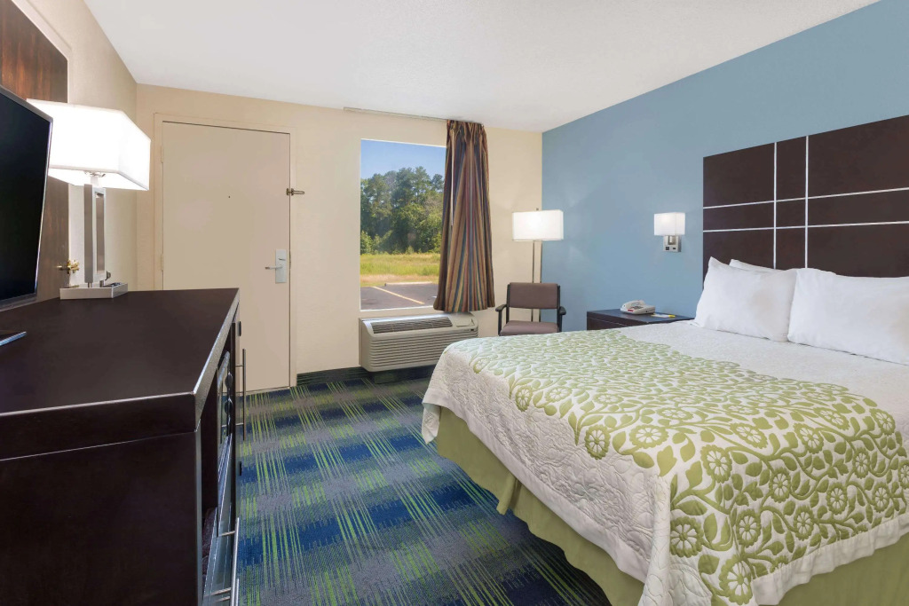 Days Inn by Wyndham Newberry South Carolina