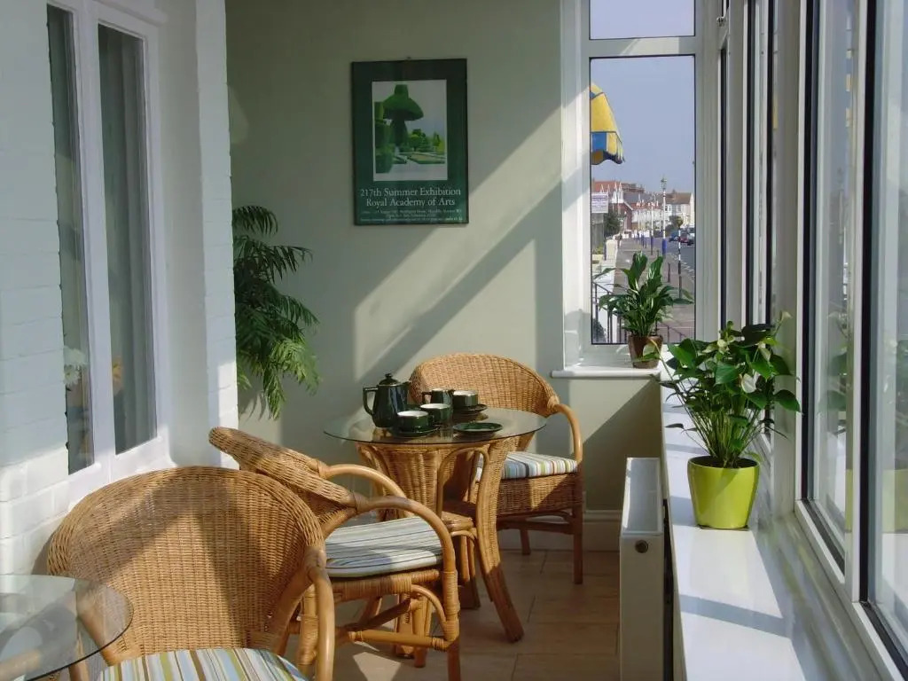 Breakers Guest House