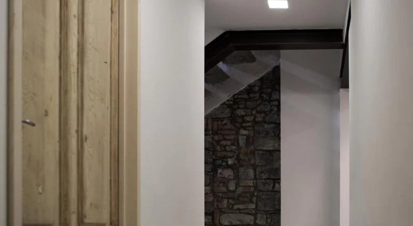 Fontana Rooms