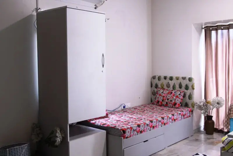 Urban Nomads Pods