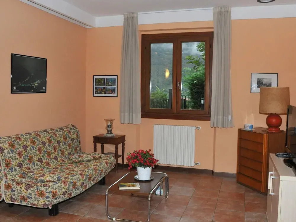 Holiday Home in Lombardy by Lake Idro