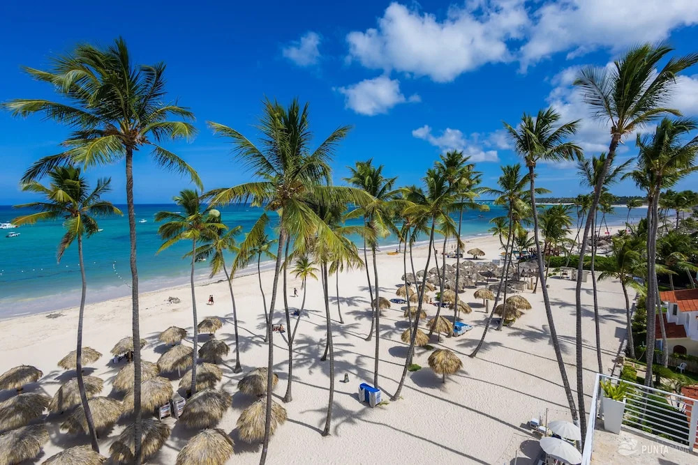 Cozy 3-Bedroom Apartment with Pool Access near Bavaro Beach